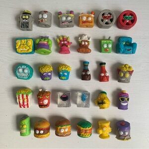 Grossery Gang Lot of 30 Figures Mixed Series - #2